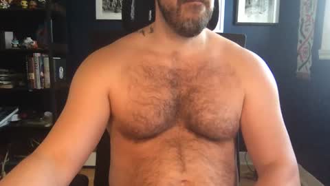 Latenightlunch online show from April 27, 7:23 pm