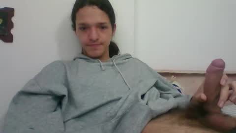 Snapshot of latin_boi6 chatting on January 8, 3:14 pm Angel online show from January 8, 3:14 pm