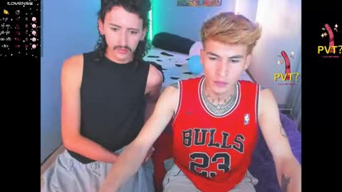 latin_boysxxx_ online show from April 12, 2:49 am