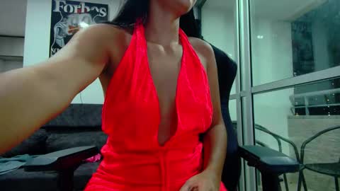 Snapshot of latin_couple77 chatting on June 2, 2:13 am Sara y Andy online show from June 2, 2:13 am