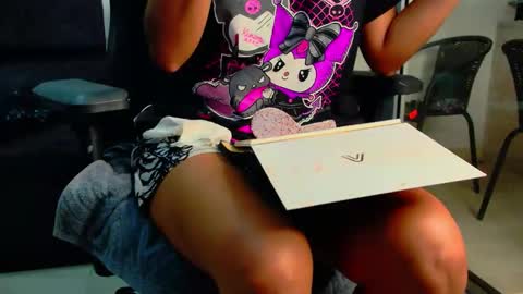 Snapshot of latin_couple77 chatting on June 11, 12:32 am Sara y Andy online show from June 11, 12:32 am