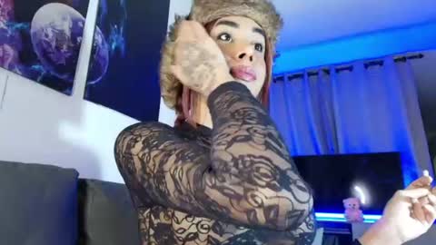 Snapshot of latin_goddessx chatting on June 25, 7:13 am instagramlatin goddessx im nikoll online show from June 25, 7:13 am