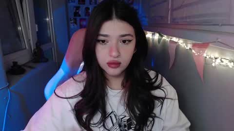 Snapshot of latina_mia chatting on February 22, 8:31 pm miiiiiiaaaa online show from February 22, 8:31 pm