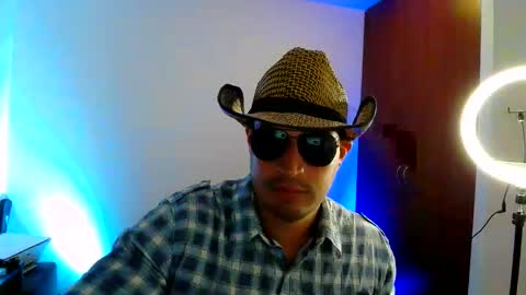 Latingogo online show from February 15, 9:33 pm