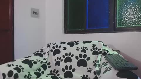 Snapshot of latino_lover_ chatting on March 27, 7:03 am latino_lover_ online show from March 27, 7:03 am