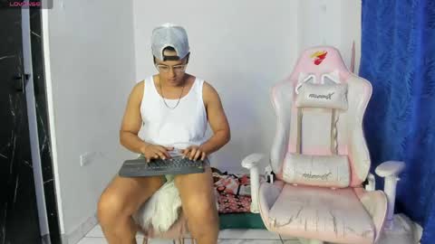 James and Sara online show from May 5, 4:09 am