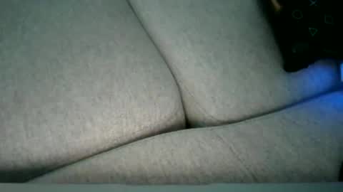 latinromeo1a online show from April 19, 4:17 pm