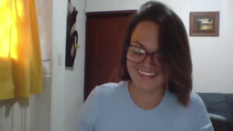 Laura online show from June 16, 9:28 pm