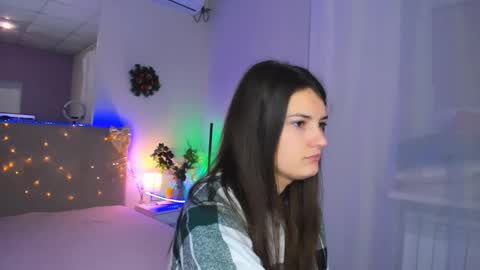 Laura online show from December 23, 6:11 am