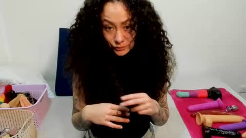 Snapshot of laura_anal_ chatting on June 29, 8:31 pm Wen online show from June 29, 8:31 pm