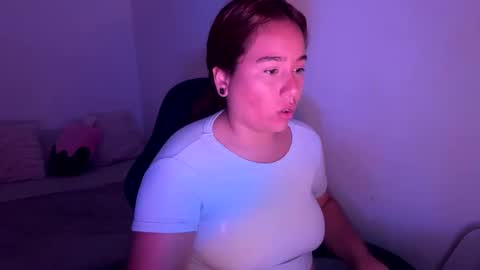 laura online show from April 3, 12:30 am