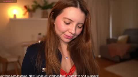 Snapshot of laura_lee chatting on July 20, 1:09 am Laura Lee. online show from July 20, 1:09 am