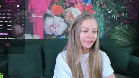 Laura online show from November 14, 9:30 am