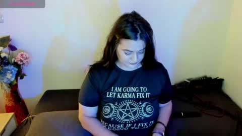 Laura online show from June 15, 10:01 pm
