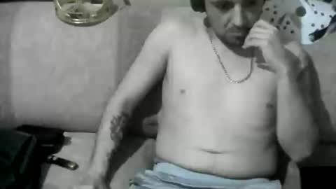 Snapshot of lauradecuada2 chatting on April 7, 12:38 pm lauradecuada2 online show from April 7, 12:38 pm