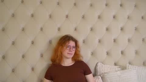 Laura online show from April 25, 9:01 am