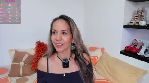 Laura online show from April 22, 12:18 pm