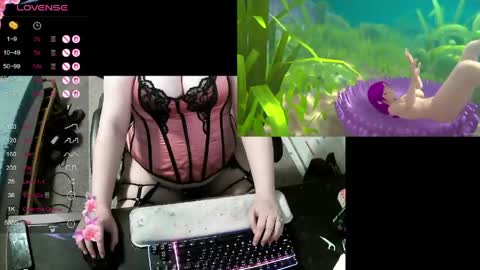 Laurali Violet online show from May 10, 4:06 am