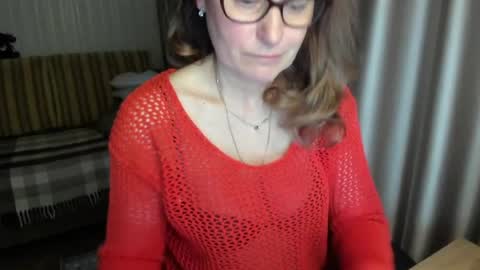 Lauraoven1 online show from April 27, 5:55 pm