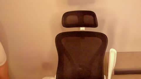 Laureent online show from March 3, 7:58 am