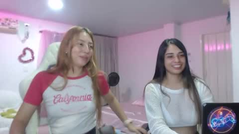 Snapshot of laurenphillipsx chatting on February 12, 9:43 pm Lauren online show from February 12, 9:43 pm