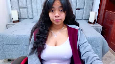 laurent online show from February 13, 3:13 am