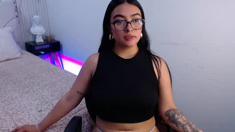 Laurent online show from April 22, 4:48 am