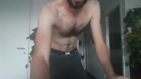 laurenthod online show from November 24, 9:42 am