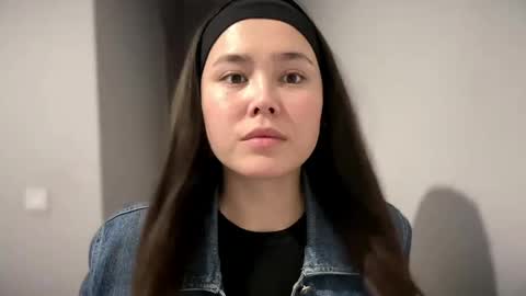 Amelia online show from May 20, 4:02 pm