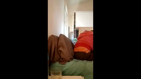 Snapshot of lauriehotxxx chatting on February 20, 4:51 pm lauriehotxxx online show from February 20, 4:51 pm