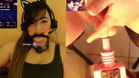 Snapshot of lauriss_ chatting on January 9, 5:04 pm lauriss_ online show from January 9, 5:04 pm