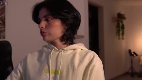 laurita_4 online show from March 12, 1:28 pm