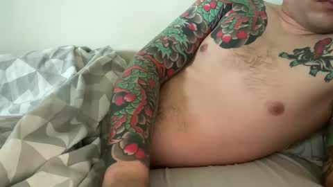 lavabruce00 online show from May 23, 10:30 am