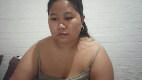 lavalyn214 online show from February 22, 8:29 pm