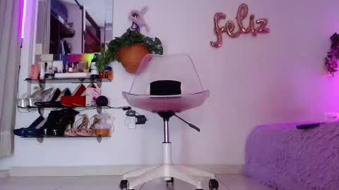 Cristina online show from October 12, 12:09 am