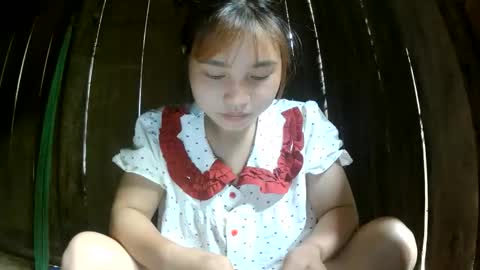 layla_999 online show from May 29, 12:08 am