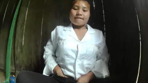 layla_999 online show from May 30, 4:31 am