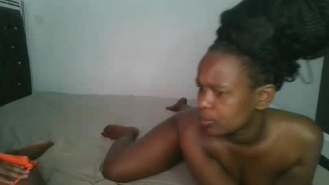 layla_cutiee online show from February 17, 11:50 am