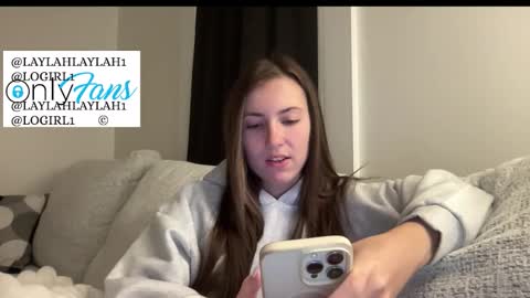 Snapshot of laylahlaylah1 chatting on December 17, 10:10 am laylahlaylah1 online show from December 17, 10:10 am