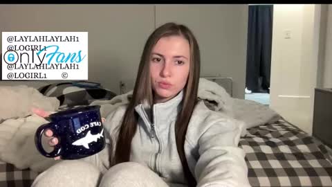 Snapshot of laylahlaylah1 chatting on January 15, 11:04 am laylahlaylah1 online show from January 15, 11:04 am