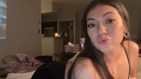 Layla online show from January 15, 4:39 am