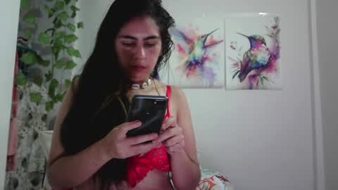 laylashani online show from December 23, 6:05 pm