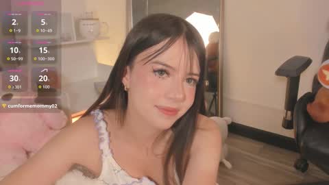 LAYLA online show from February 12, 11:33 pm