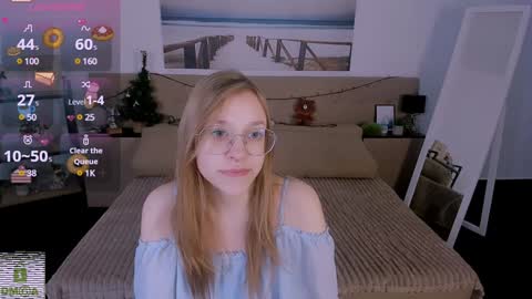 layriantavee online show from January 3, 7:16 am