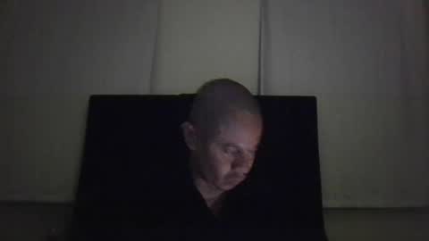 Snapshot of lazy_bad_boy chatting on July 7, 1:52 am lazy_bad_boy online show from July 7, 1:52 am