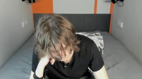 Snapshot of lazydarkknight chatting on May 2, 12:48 am Alex online show from May 2, 12:48 am