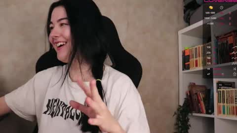 Lisa online show from September 25, 4:05 am