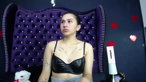 LeaMoreau online show from February 19, 8:12 am