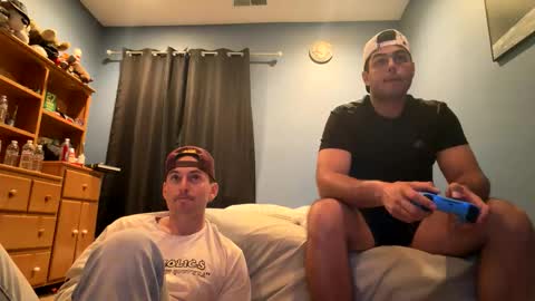 leaderzac online show from March 31, 2:13 am