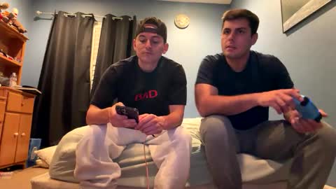 leaderzac online show from April 7, 4:57 am